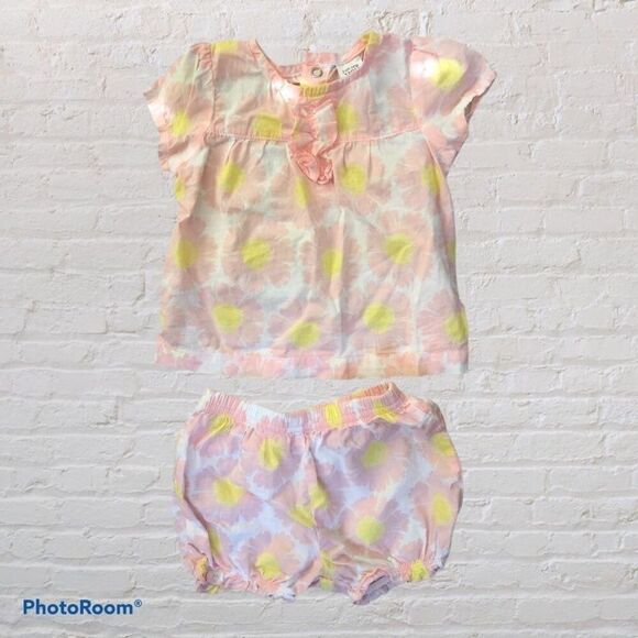 Girl Carter’s and Mud Pie Outfits 6M - Picture 8 of 12